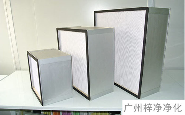 F-S有隔板中效空氣過(guò)濾器主要用于制藥、電子、食品廠房中潔凈/空調(diào)/通風(fēng)系統(tǒng)的中級(jí)過(guò)濾。